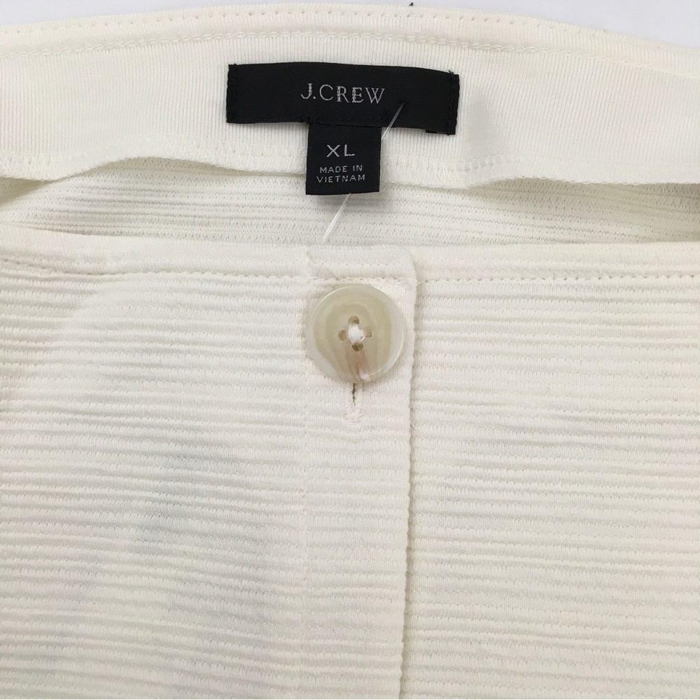 J Crew Textured Button-Front Tank - Picture 4 of 6